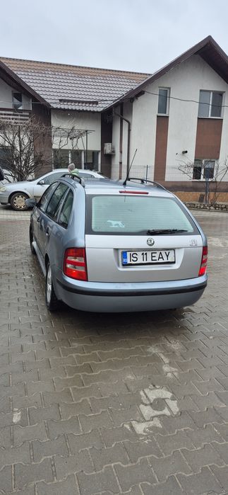 Vând Skoda Fabia 1
An-2003
Motor 1.9 tdi
Km-337.849(Masina rulează în