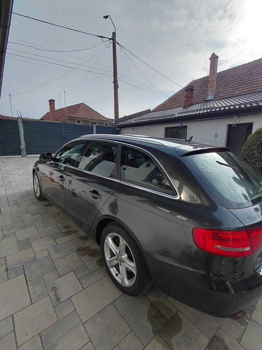 Vand Audi a4 b8 benzina automata