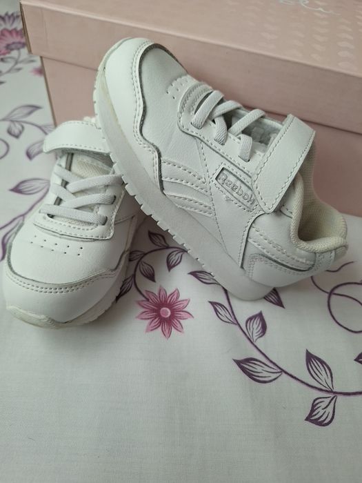 Детски обувки, р-р 24, 25 и 26