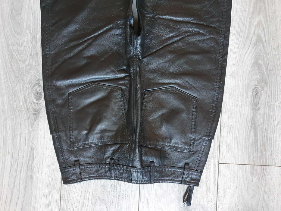 Pantaloni de piele - Marimea D/NL 36 (Talie 67 cm)