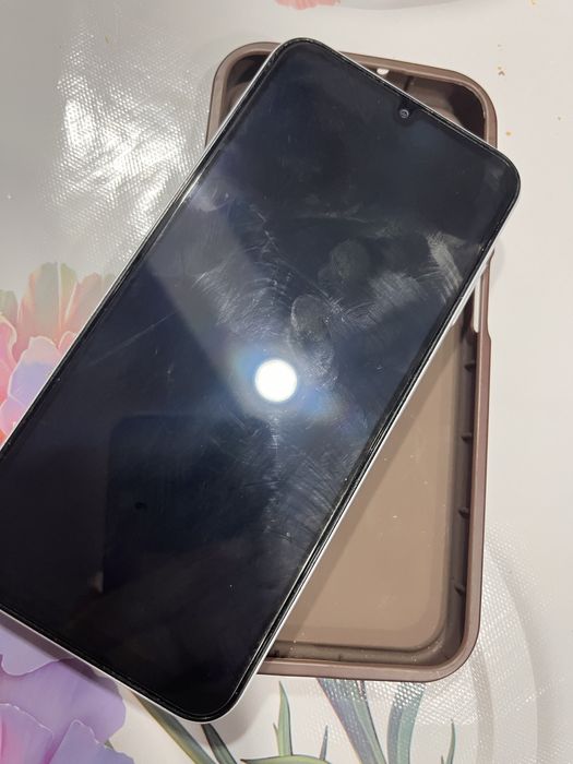 Продам телефон б:у