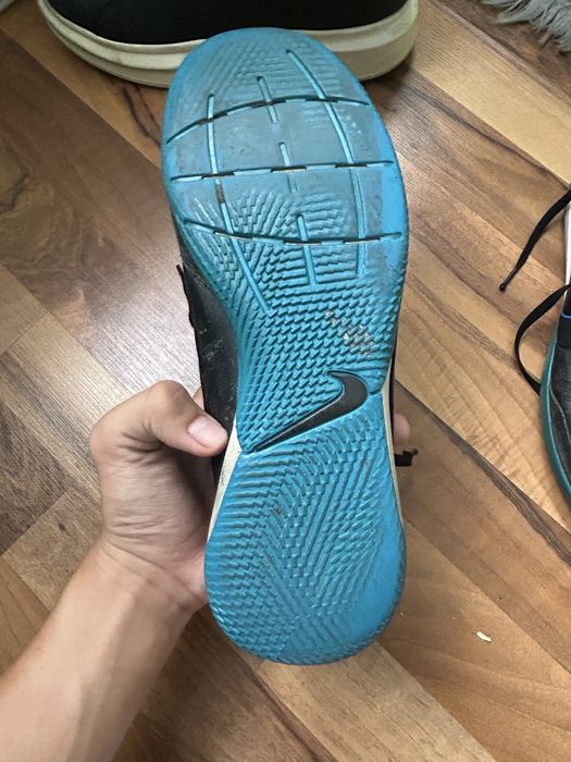 Adidasi nike tiempo