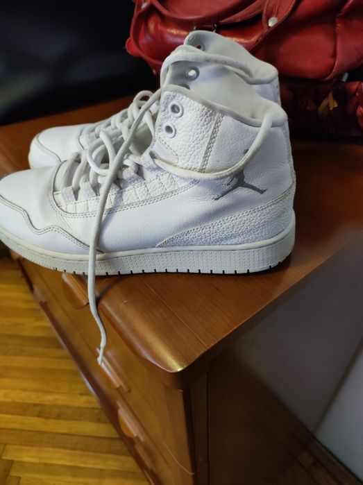 Adidași Nike Jordan