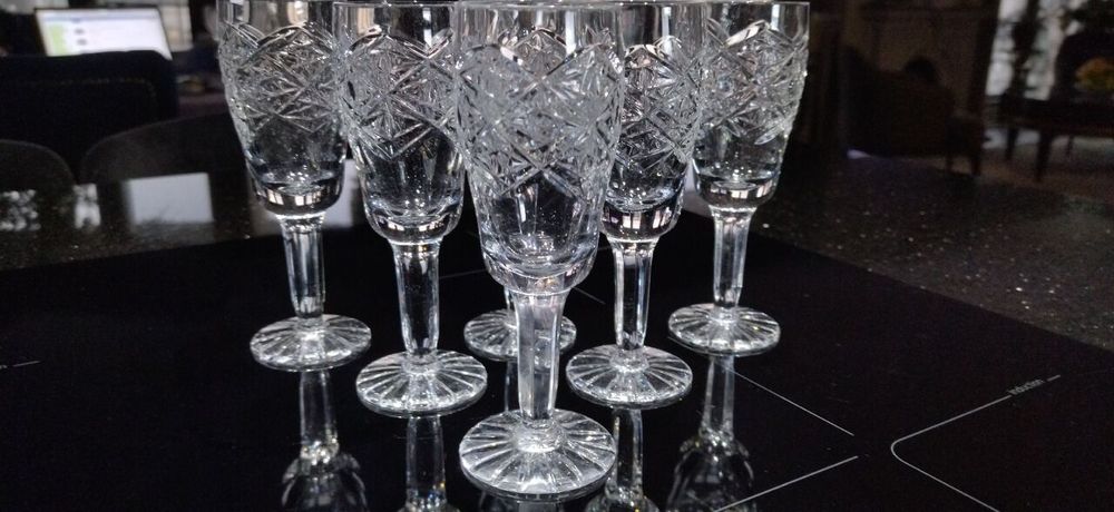 Продам хрусталь тридцать предметов