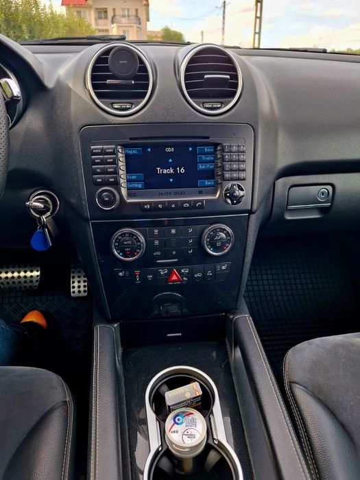 Vând Mercedes ML 2008