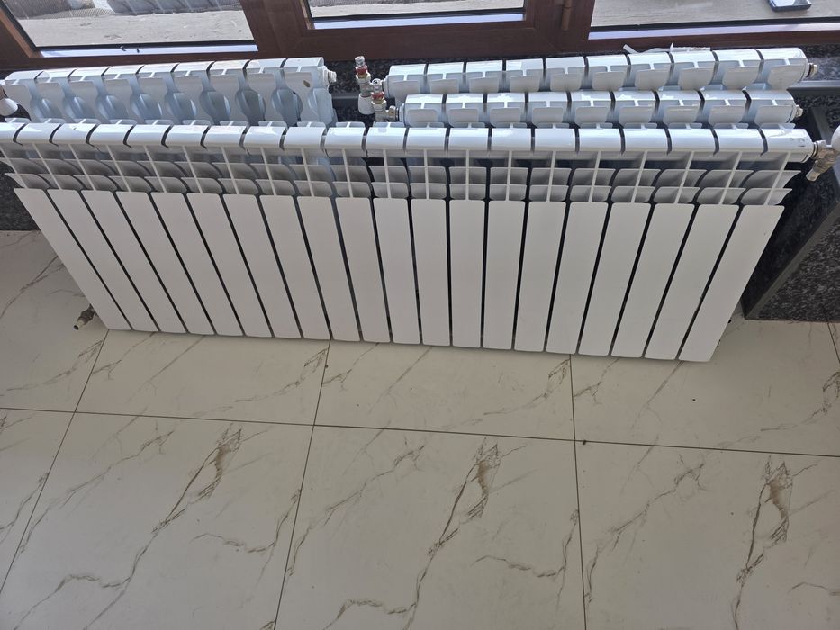 Radyator aliminuoviy