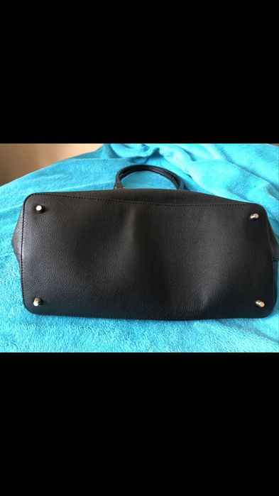 Дамска чанта естествена кожа Furla