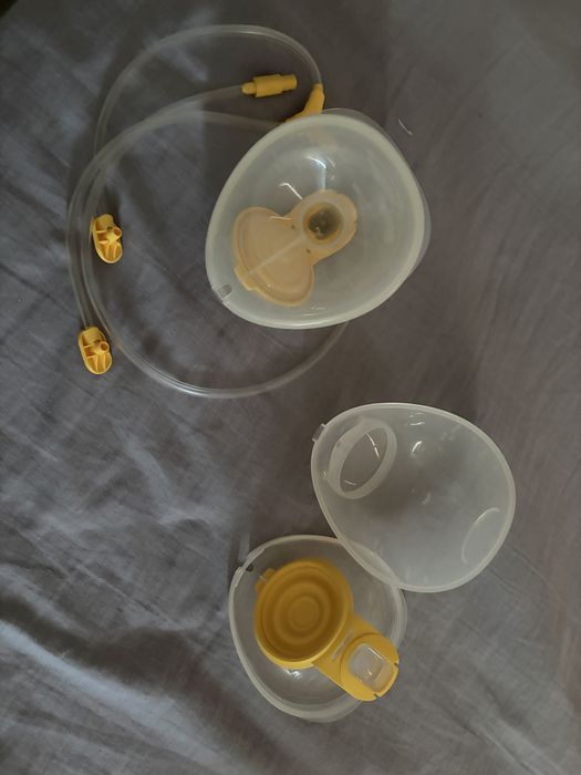 Hands-free чашки за помпа за кърма Medela