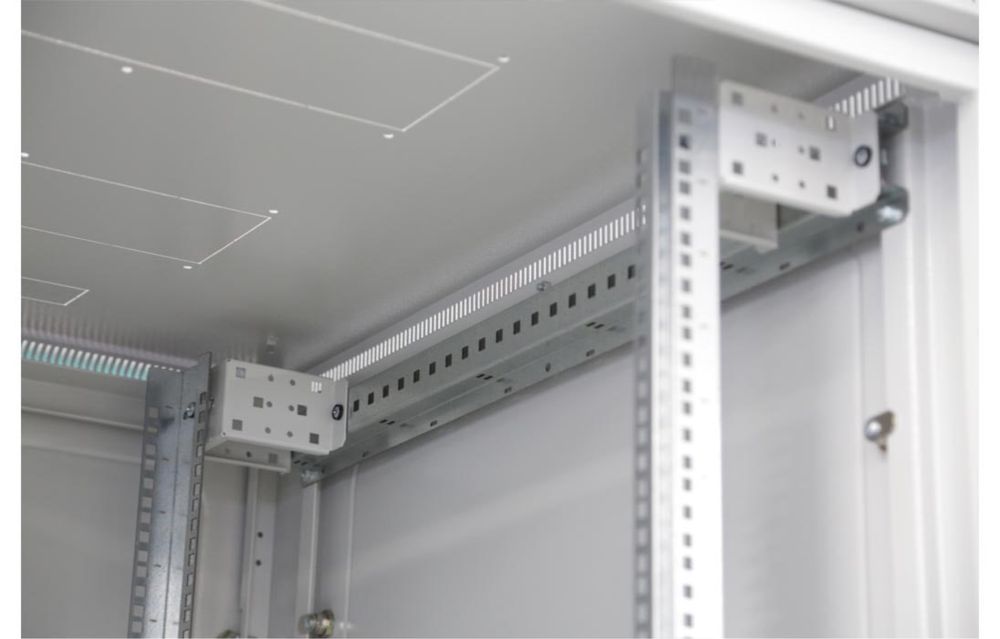 Телекоммуникационный шкаф 30-33U 800х800