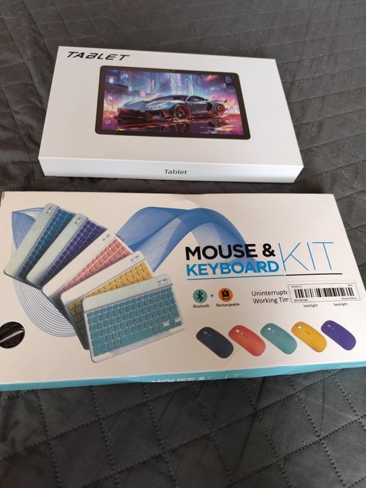 Таблет  "PEICHENG".  10 инч  + клавиатура и мишка