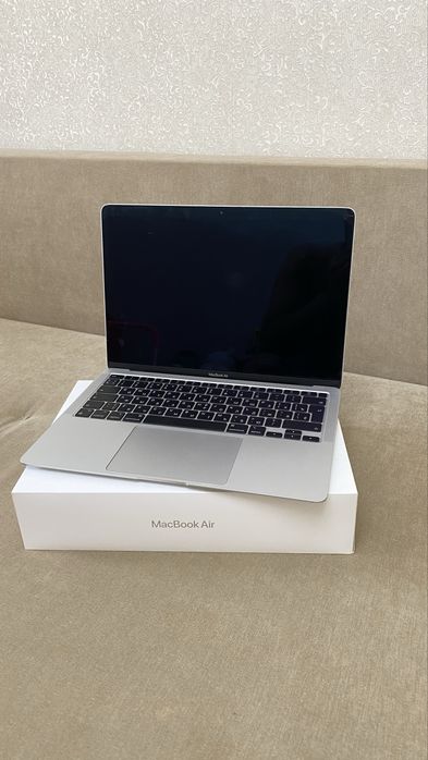Ноутбук MacBook Air 13 2020 M1