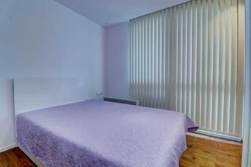 Продава се Тристаен апартамент в София, Дружба 2 - 95 кв.м за 2295 €/кв.м - Снимка #12