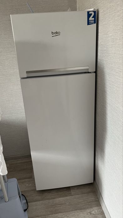 Продается холодильник