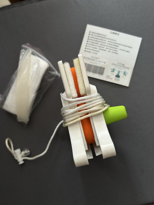 Двустранен магнитен уред за почистване на прозорци