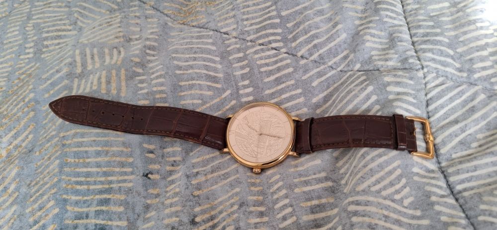 Часы ручной работы