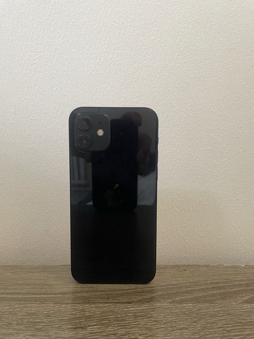 iPhone  12  64GB