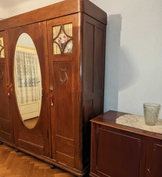 Sifonier/dulap Art Deco interbelic 1930–1940 lemn masiv cristal unicat