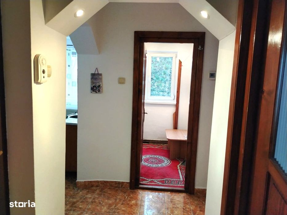Apartament 3 camere 44mp zona buna mobilat utilat 53.000eur neg