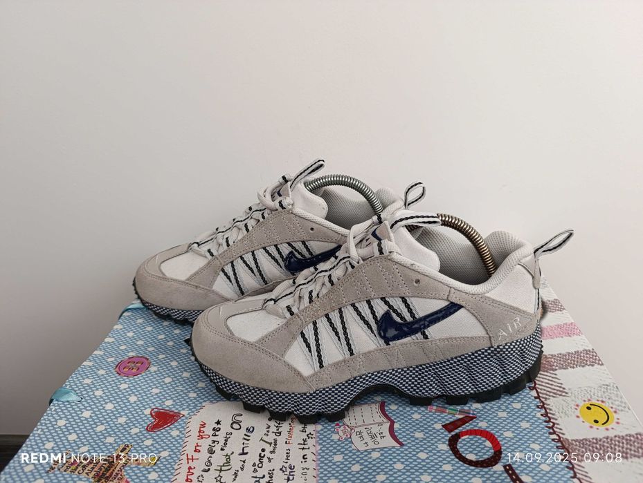 Nike Air Humara "оригинални маратонки 39 номер