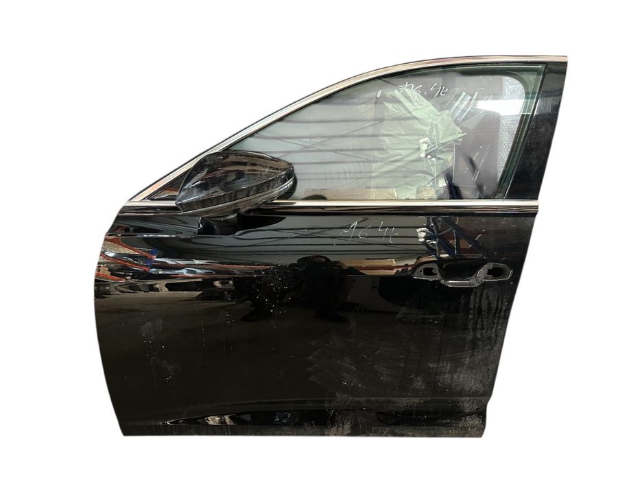 Audi A6 C8 предна лява врата