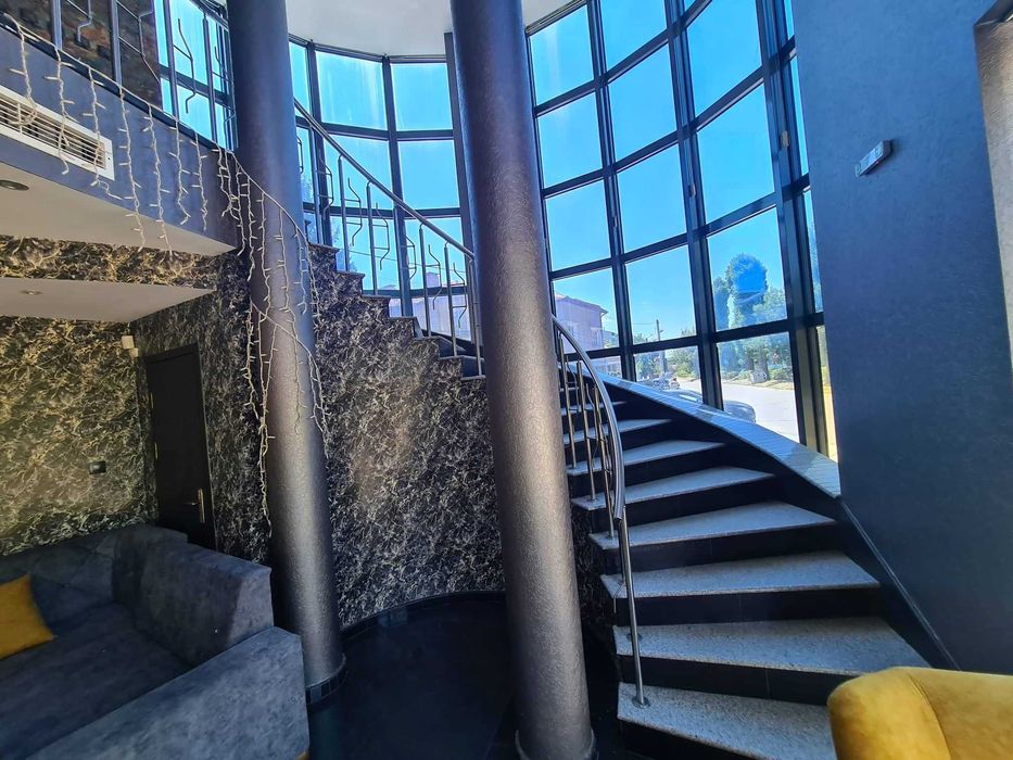 Продава се Магазин в Хасково, Училищни - 300 кв.м за 4 €/кв.м - Снимка #3