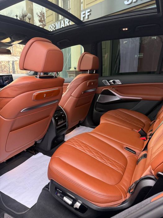 BMW X7 xDrive 40i Nasiya Savdoga Sotiladi! Продаётся в Рассрочку.