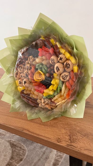 Букеты из сухофруктов