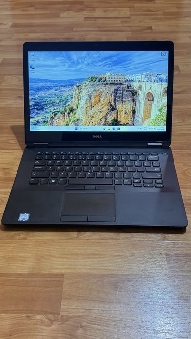 Laptop dell  i7 touchscreen