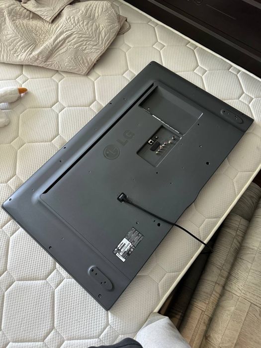 Телевизор LG 43 диагональ