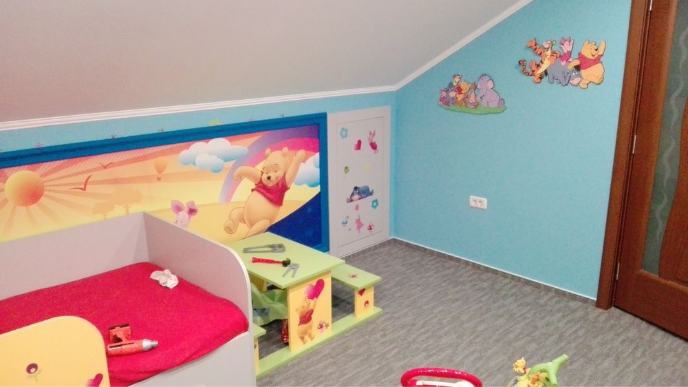 Mobila copii ( dormitor complet) cu tematica winnie