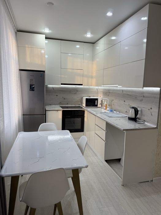 Сдам по суточно Евро двушка