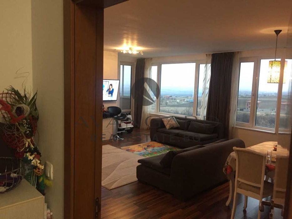 Продава се Тристаен апартамент в с. Марково, Област Пловдив - 113 кв.м за 1638 €/кв.м - Снимка #1