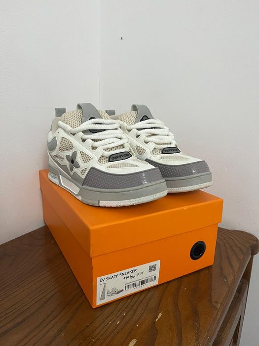 Louis Vuitton Skate Grey