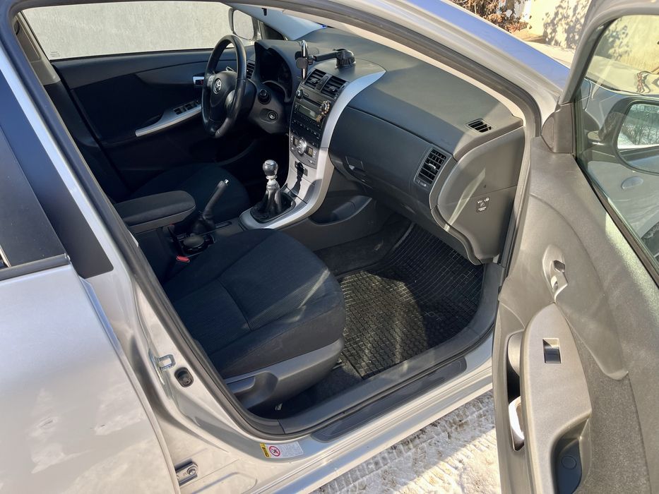 Toyota Corolla  2.0 d4d 126 cp