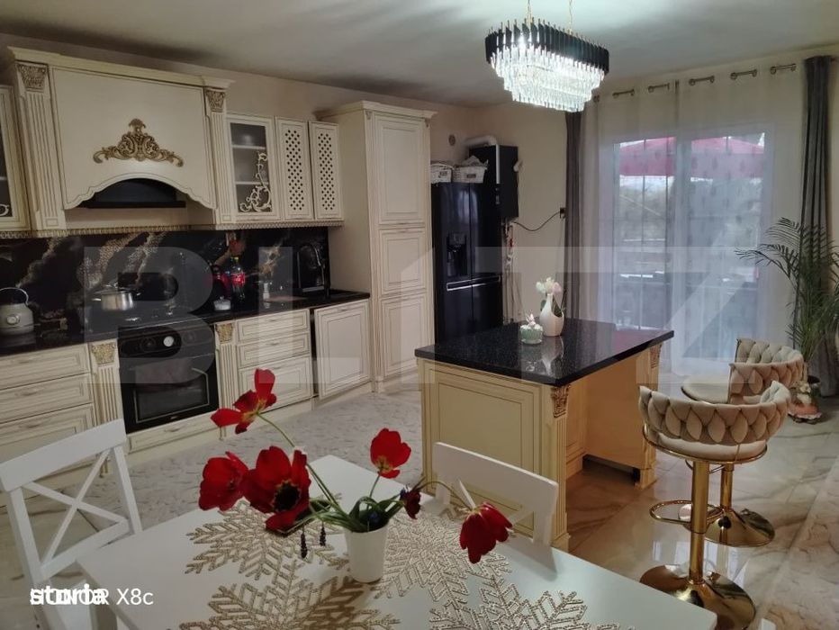 Casa de vanzare, 3 camere, 136 mp - Deva