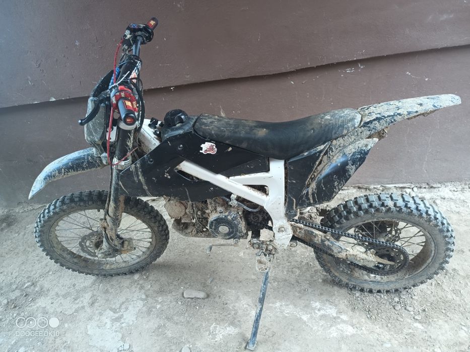 Vând cross kxd 125 GT-S