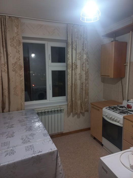 Сдам 1 ком.кв в районе университета Жубанова.