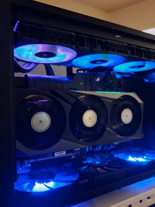 Vand placa video gigabyte rtx 3070 gaming oc impecabilă la cutie