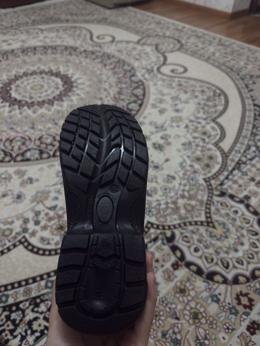 Спецобувь совершенно новый