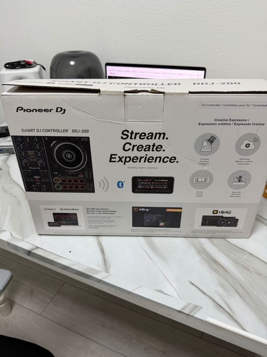 Pioneer DDJ-200 контроллер