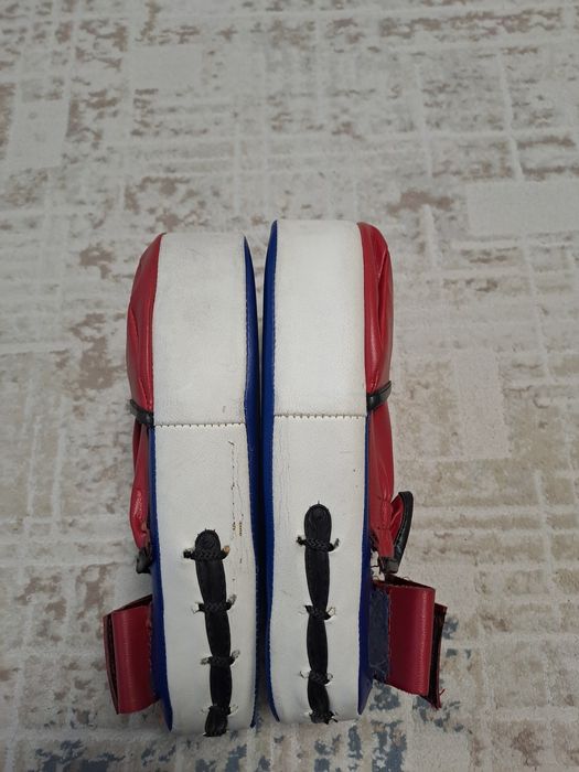 Боксёрские лапы адидас