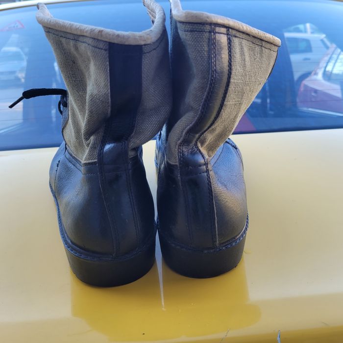 Оригинални работни обувки.