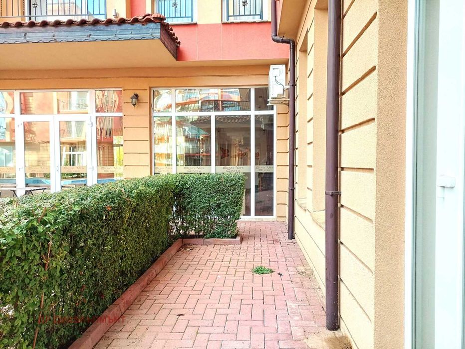 Дава се под наем Двустаен апартамент в к.к. Слънчев бряг - 52 кв.м за 178.5 € - Снимка #11