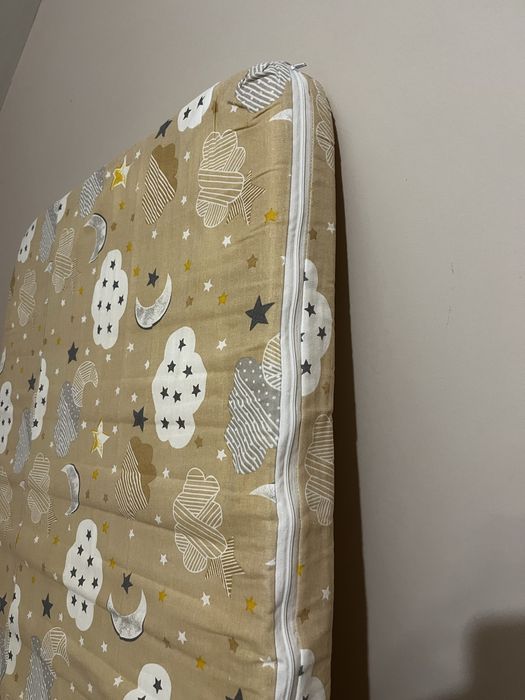 Матрак от дунапрен 65/110 и непромокаем протектор 65/110 Nicole baby