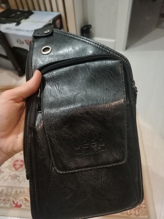Продаётся оригинальная кожаная сумка