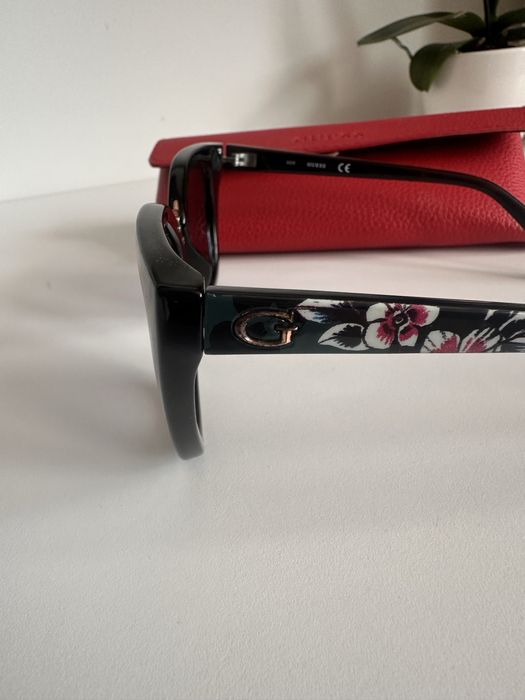 Слънчеви очила guess