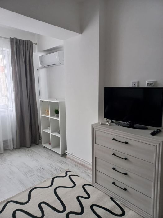 Garsoniera de închiriat