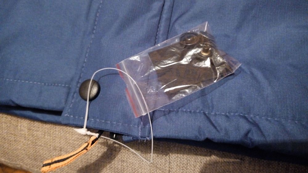 Водо и ветроустойчив елек XL размер