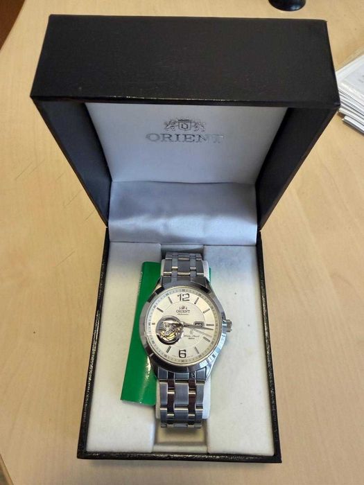 Ceas Orient Automatic Open Heart Cadran Alb