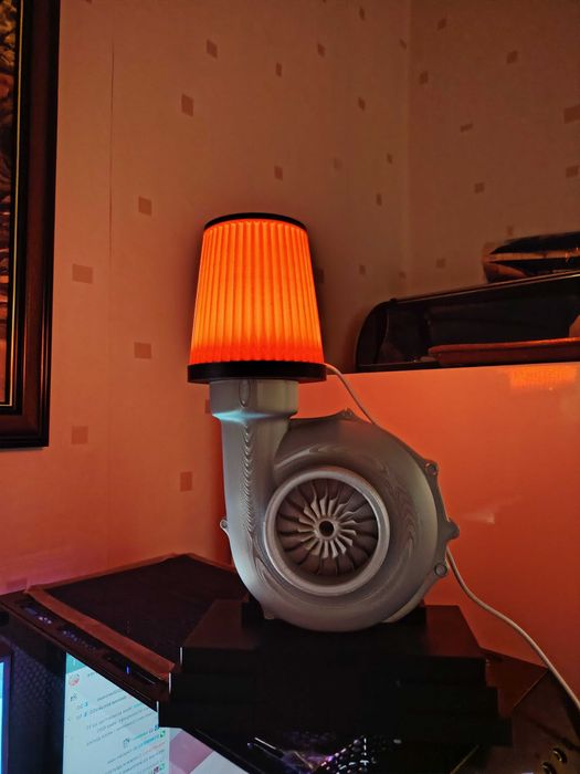 LED Лампа Turbo  – Автомобилен Декор / Подарък за фенове